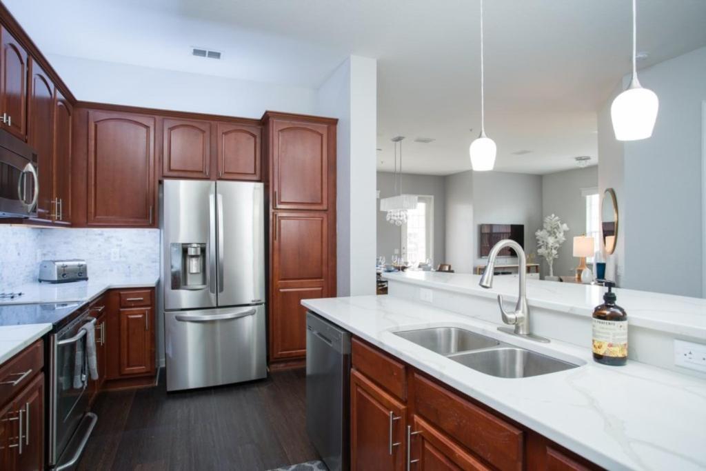 2-403 Your Vista Cay Apartment *