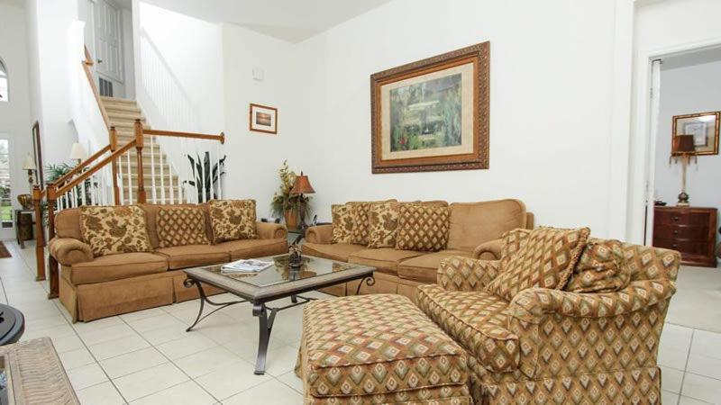 Professionally Decorated 5 Bedroom 5 Bath Pool Home In Windsor Hills Holiday home *