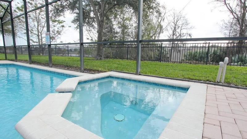 Holiday home Professionally Decorated 5 Bedroom 5 Bath Pool Home In Windsor Hills Orlando