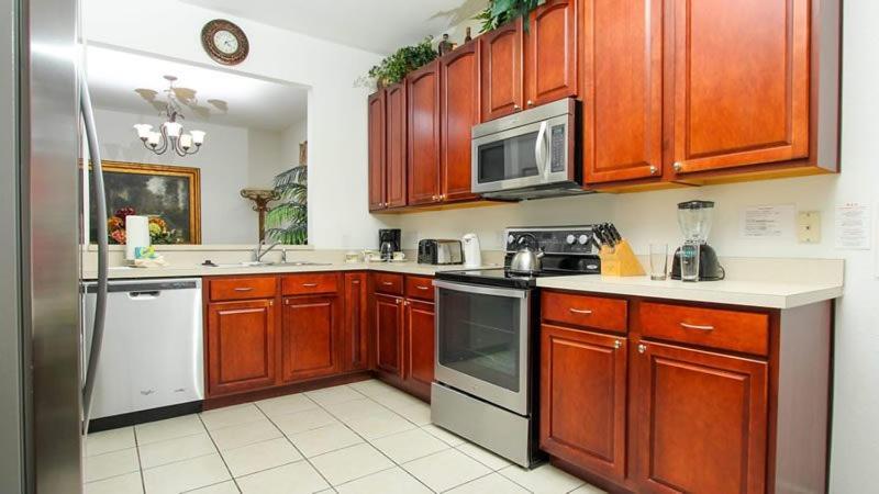 Professionally Decorated 5 Bedroom 5 Bath Pool Home In Windsor Hills Holiday home Orlando