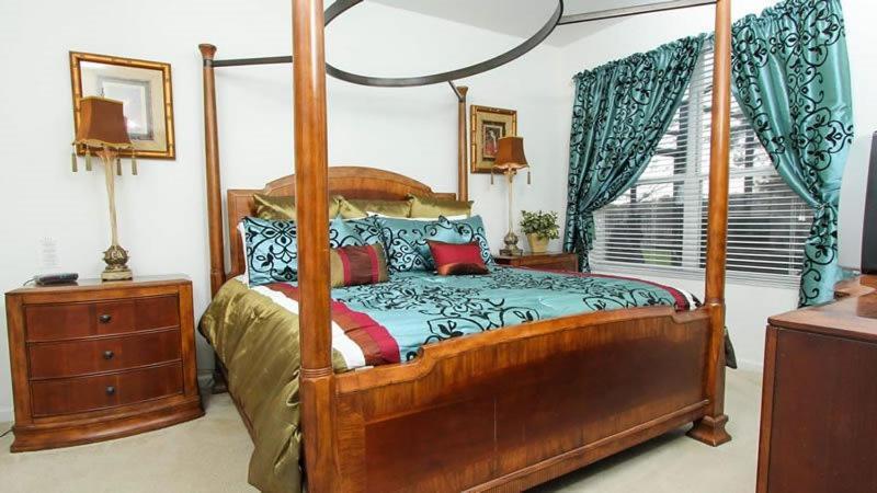Professionally Decorated 5 Bedroom 5 Bath Pool Home In Windsor Hills Holiday home