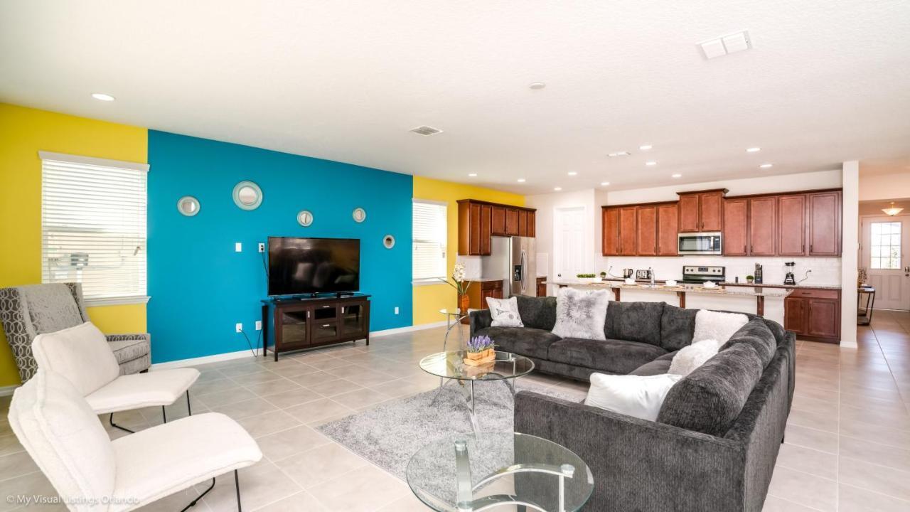 Solara 9 Bedroom 6 Bathroom * Orlando