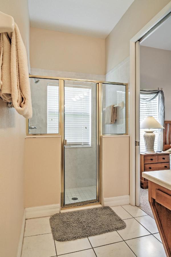 Kissimmee Getaway With Lanai, 4 Mi To World! Orlando