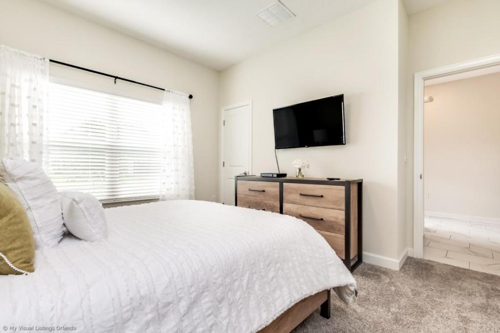 Relaxing 4bed 3ba Champions Gate Pool 790pbe Holiday home Four Corners