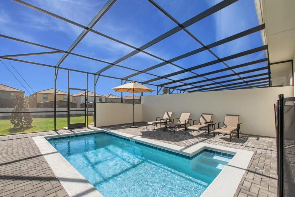 8916sydney Fantastic 5 Bed 4 Bathroom Town *