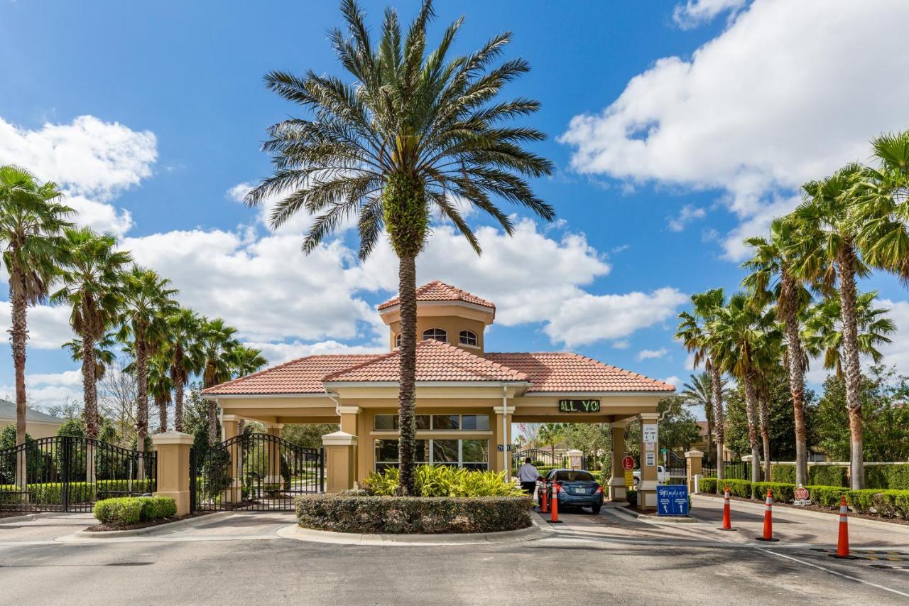 Villa 7692 Sir Kaufmann Court Orlando