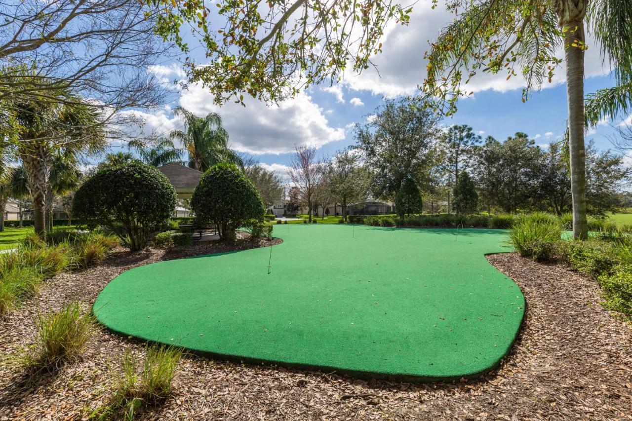 7692 Sir Kaufmann Court *