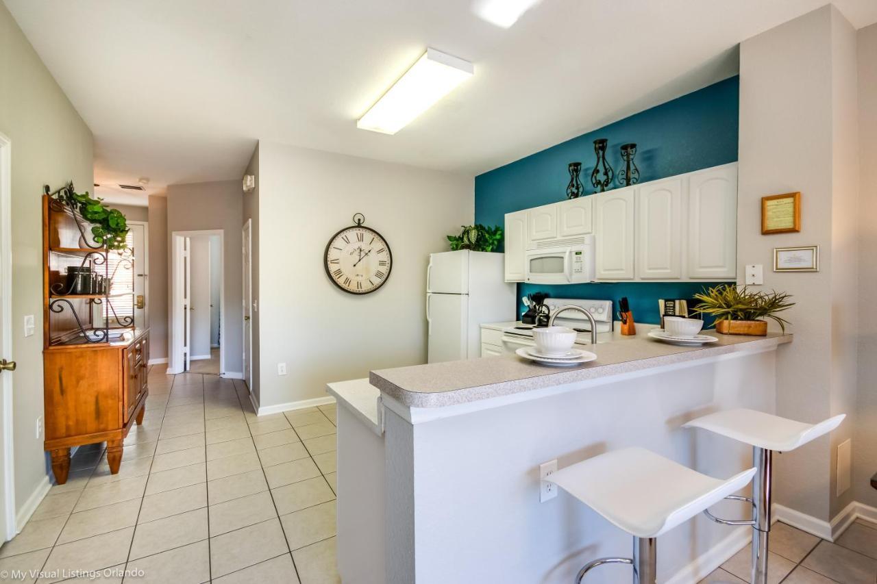 Villa 7692 Sir Kaufmann Court *