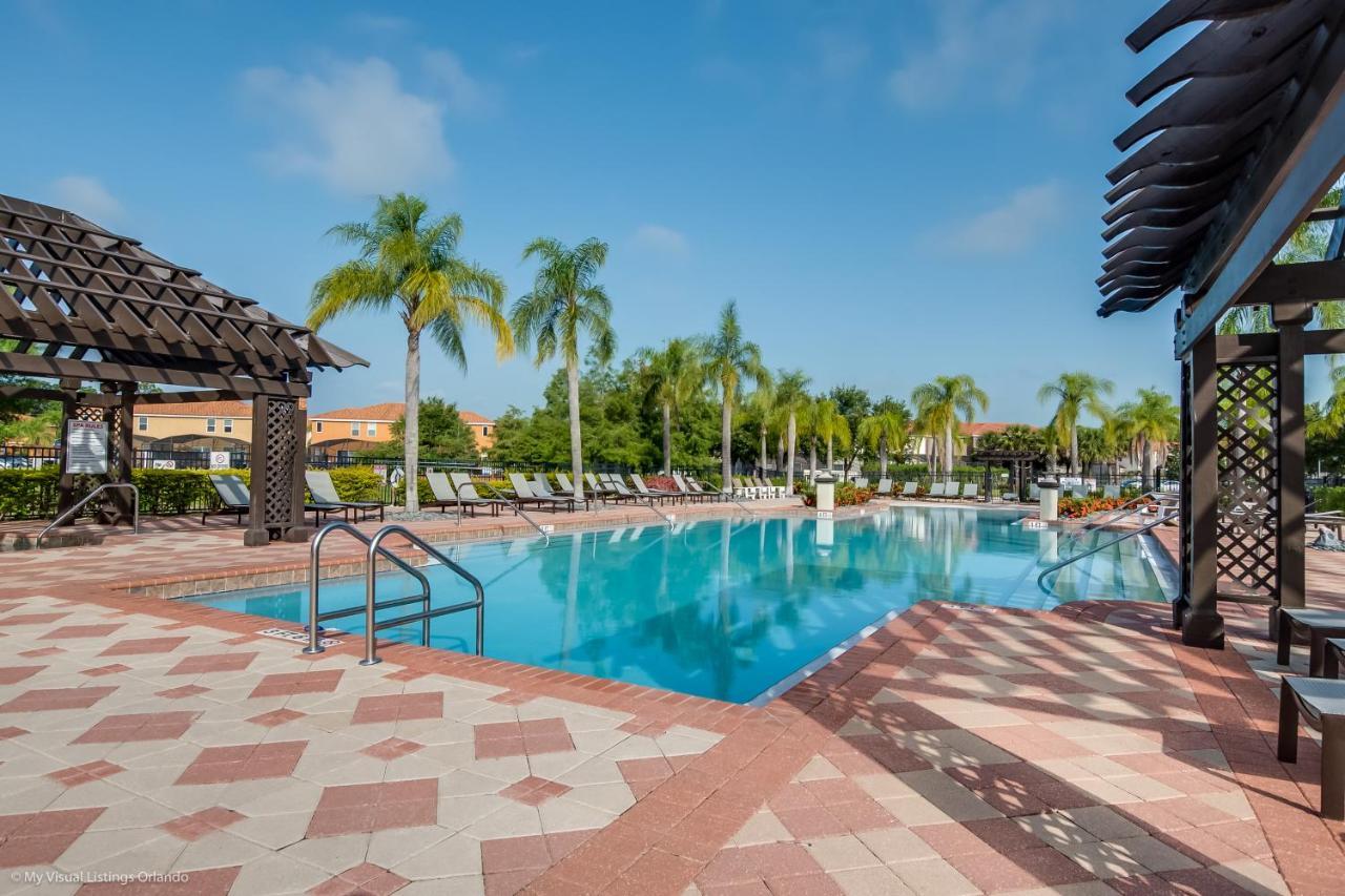 4556 Alberto Circle *
