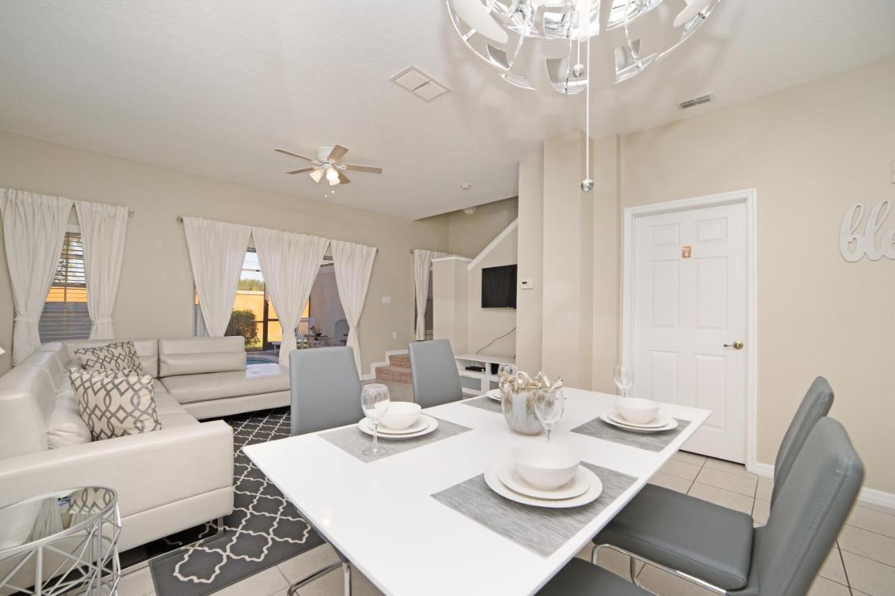 4556 Alberto Circle Villa Orlando