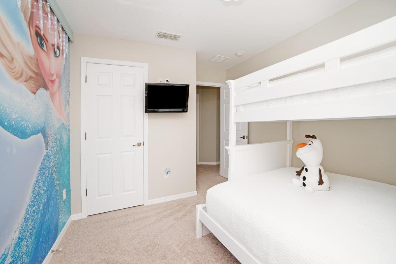 Villa 4556 Alberto Circle Orlando