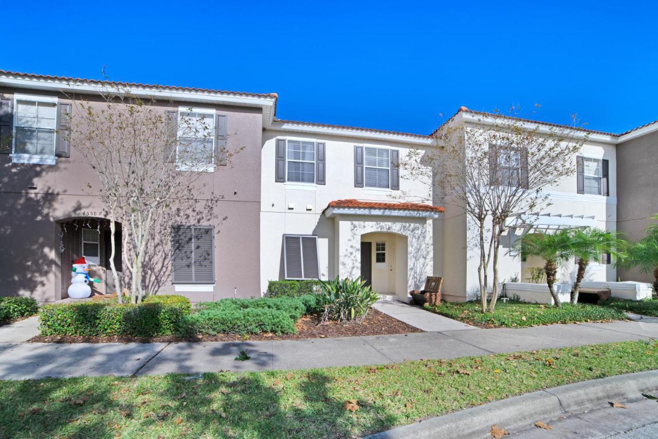 Villa 4556 Alberto Circle *