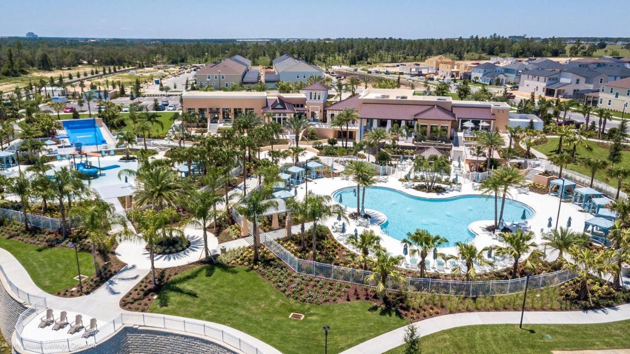 Holiday home Stunning W Private Poolspa & Game Orlando