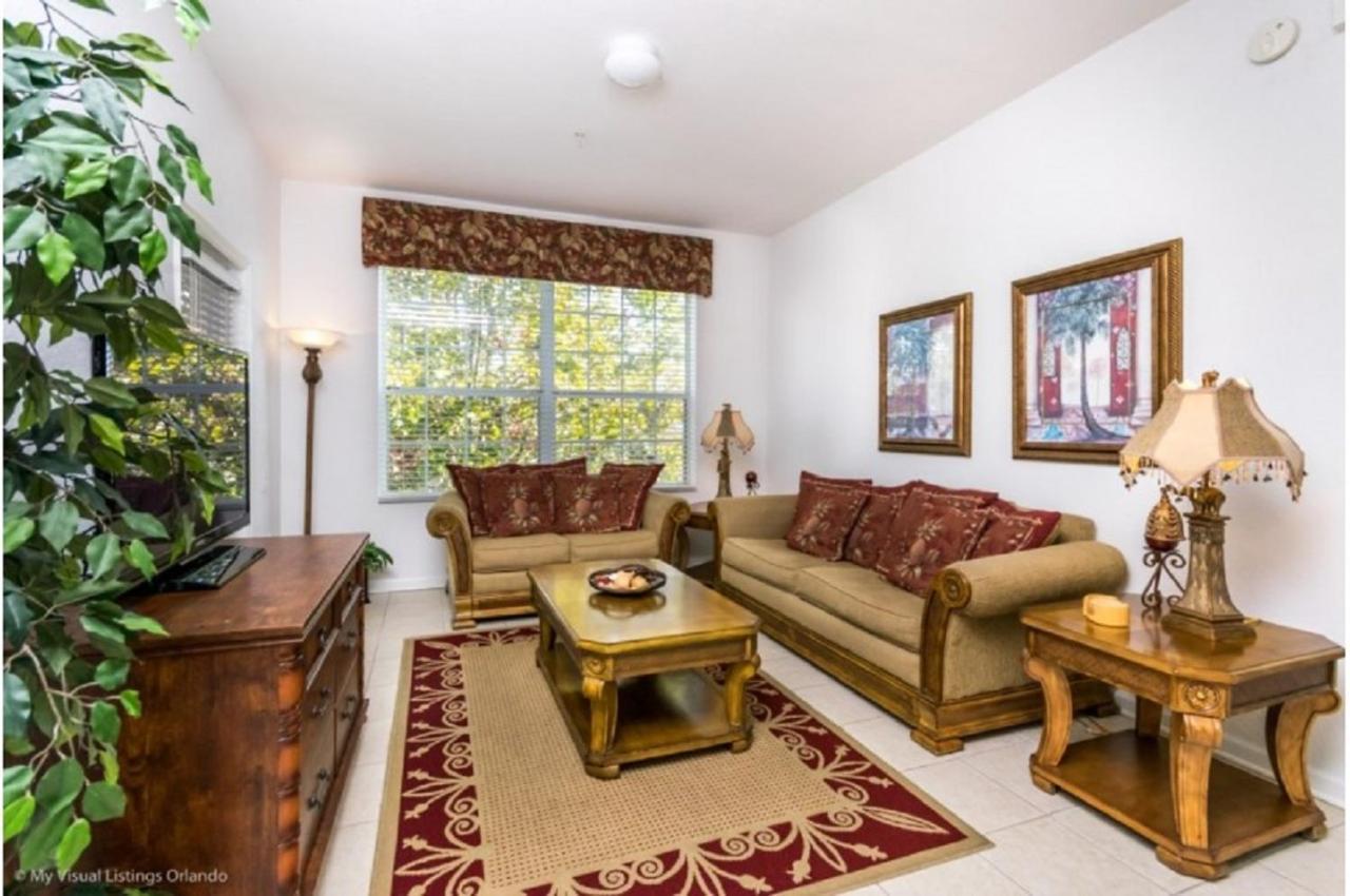 Three-bedroom Townhome Kissimmee *