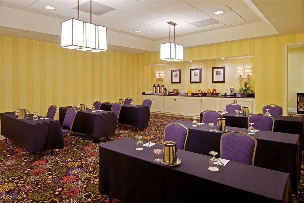 Resort Embassy By Hilton Orlando 3*