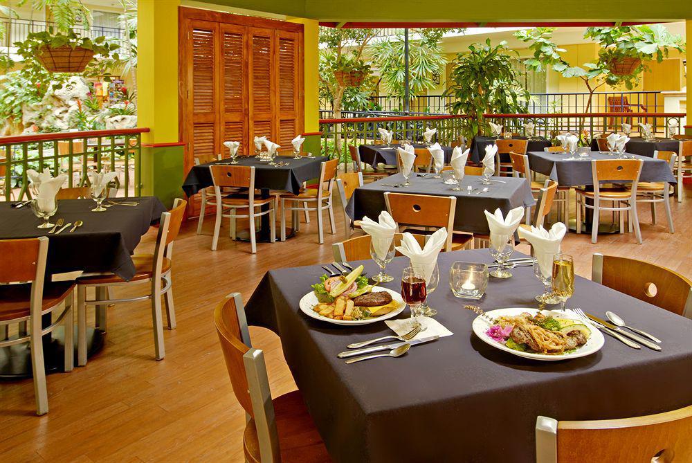 Resort Embassy By Hilton Orlando
