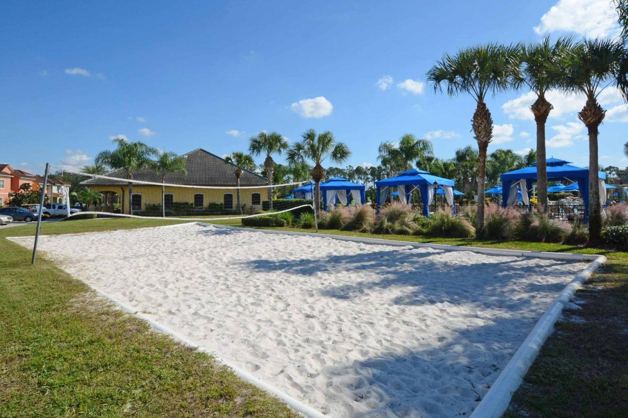 Paradise Palms- 6 Bed House W/pool-3505pp Holiday home *
