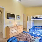 Kissimmee Resort Townhome With Private Cocktail Pool