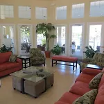 Beautiful 6 Bedroom 4 Bath Pool Home In Gated Resort