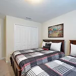 Storey Lake- 4 Bedroom Townhome W/Spashpool-1616St