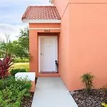 Modern Vacation Townhouse With Private Pool Bv4562