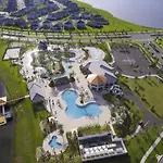 Deluxe Apartment At Storey Lake