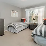 7787 Basnett Circle