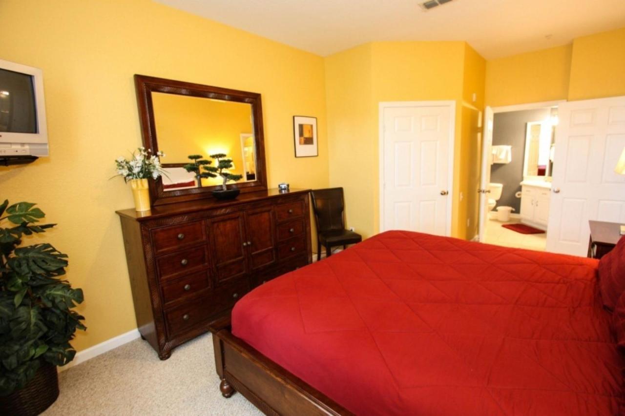 Penthouse 3 Bedroom 2 Bath Condo Orlando