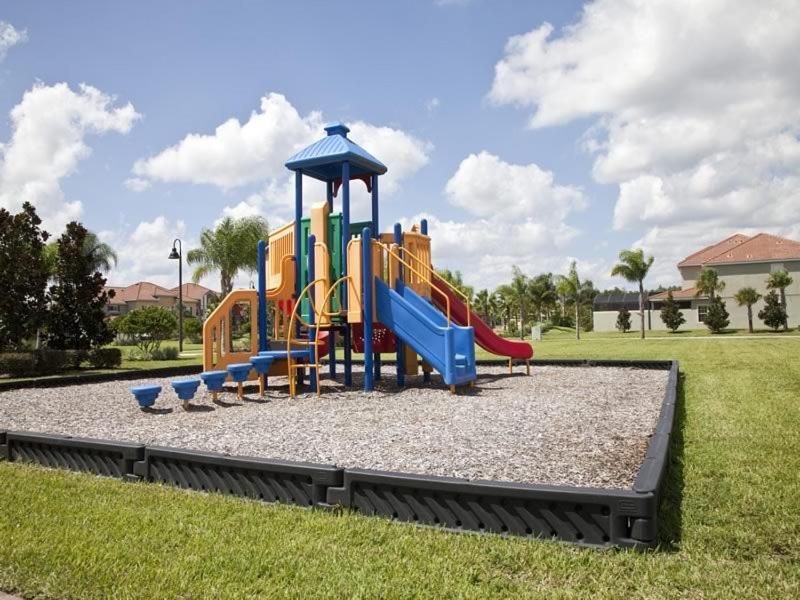 4 Bedroom 3 Bath Beautiful Town In Kissimmee Orlando