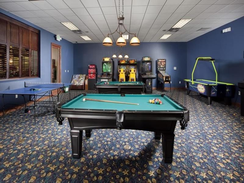 4 Bedroom 3 Bath Beautiful Town In Kissimmee Holiday home *
