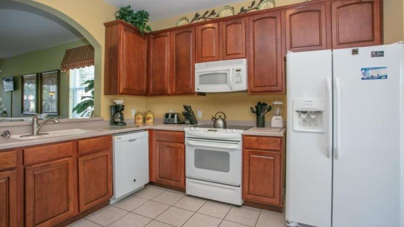 Holiday home 6 Bedroom Pool In Windsor Hills With Theater