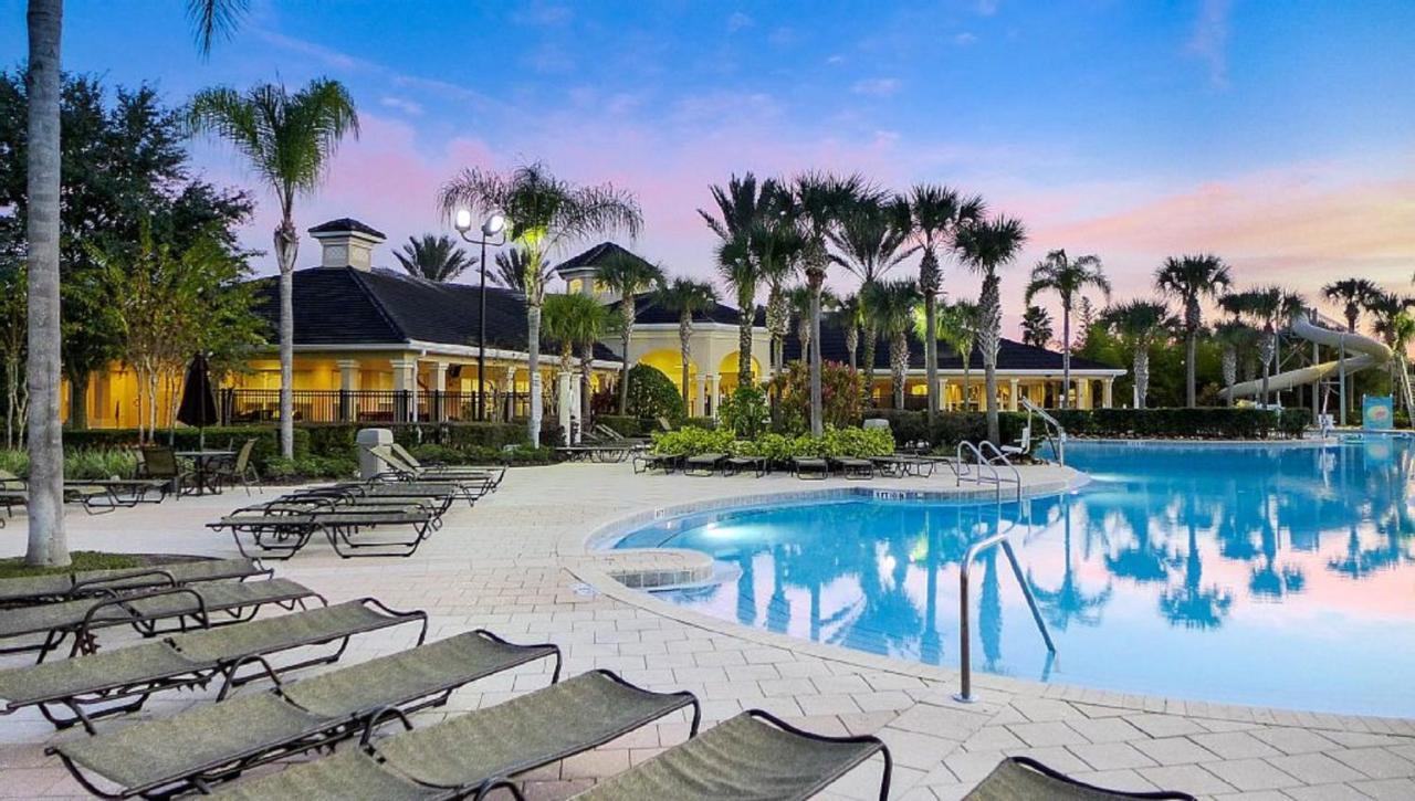 Getaway W Pool Game No Rear Neighbor * Four Corners