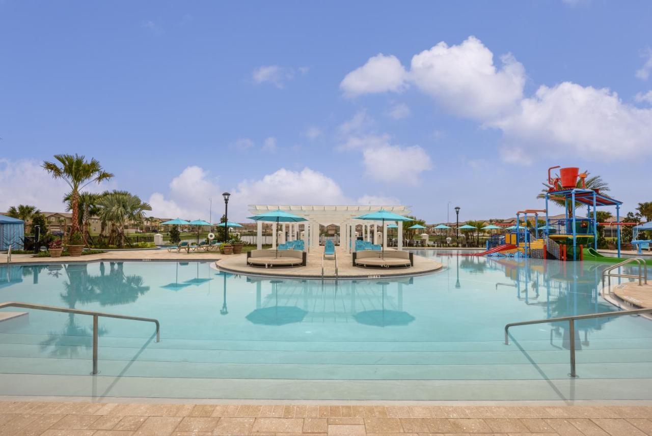 Modern Lakeview Wmovie Poolspa *