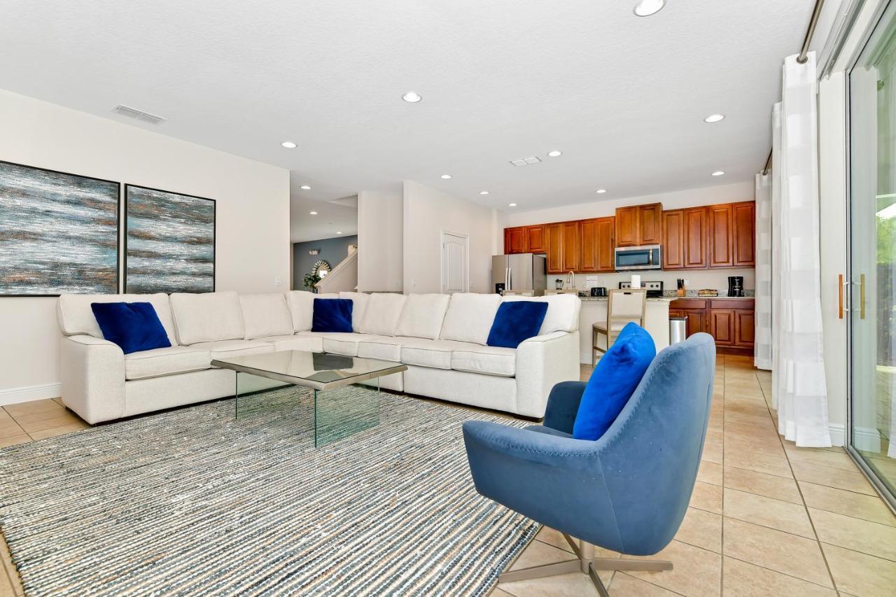 Modern By Rentyl With Private Pool And Jacuzzi Near - 7389m Orlando
