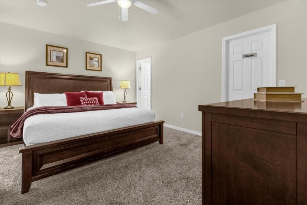 4 Bedrooms - 3 Bathrooms - Veranda Palms 2603 Sc
