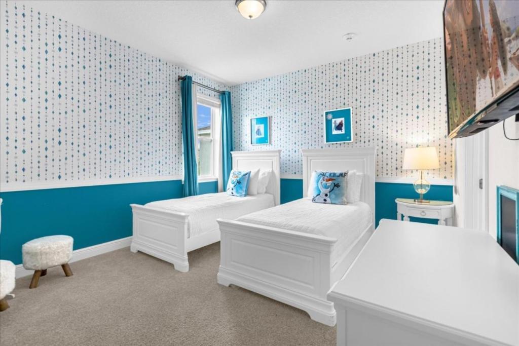 10 Bedroom- 10 Bathroom Encore 7709 Fd