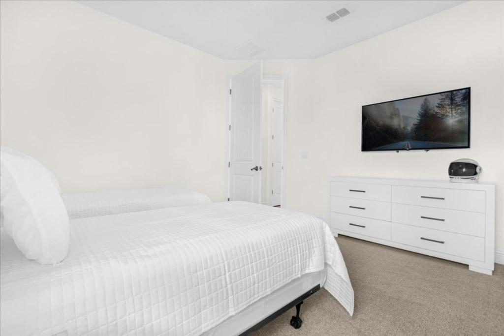 10 Bedroom- 10 Bathroom Encore 7709 Fd * Orlando