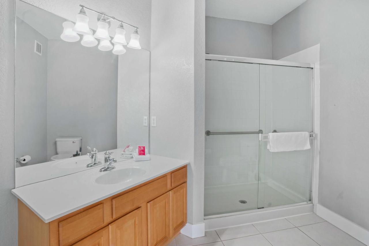 Apartamento 4102 Breakview Drive 409 *