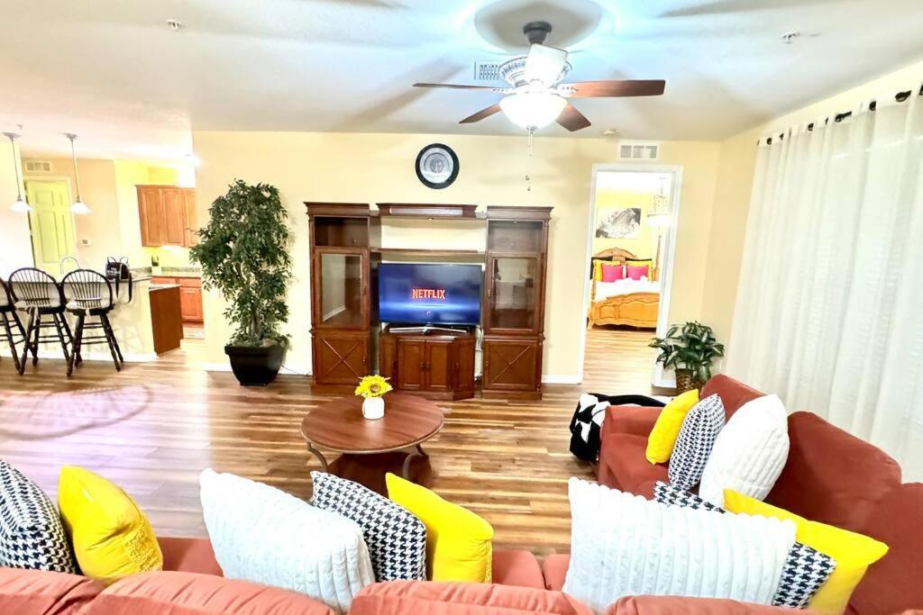 Apartamento P13# Vista Cay/lakeview/newly Renovated/ Walk Occc *