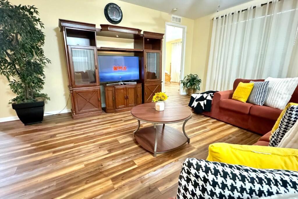 Apartamento P13# Vista Cay/lakeview/newly Renovated/ Walk Occc