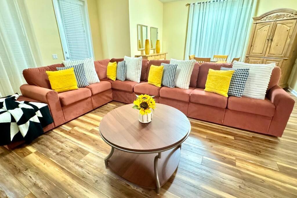 P13# Vista Cay/lakeview/newly Renovated/ Walk Occc