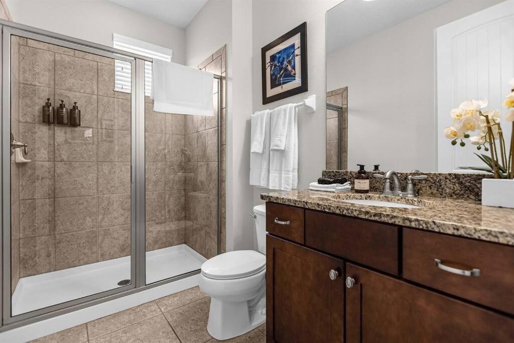 9 Ensuite Bedrooms Pool/spa/theater Orlando