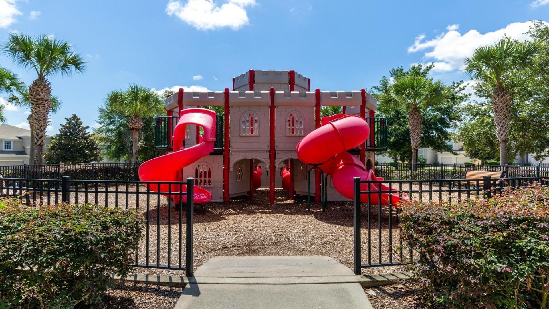 Cozy 6br W/ Private Pool In Windsor Hills