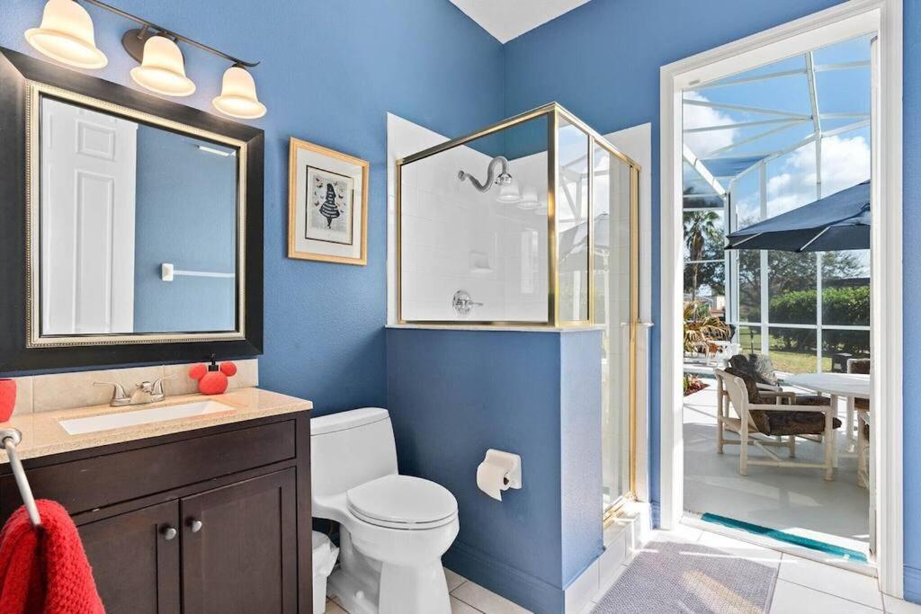 Mickeys Oyster - Luxurious 9br Southeast Facing Pool Hot Tub Cinema Game Rm Bbq 2 Miles To *