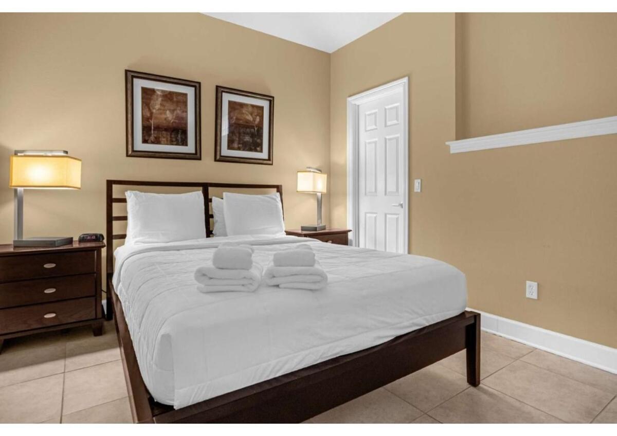 Spring Break Sale! Renovated Townhome By