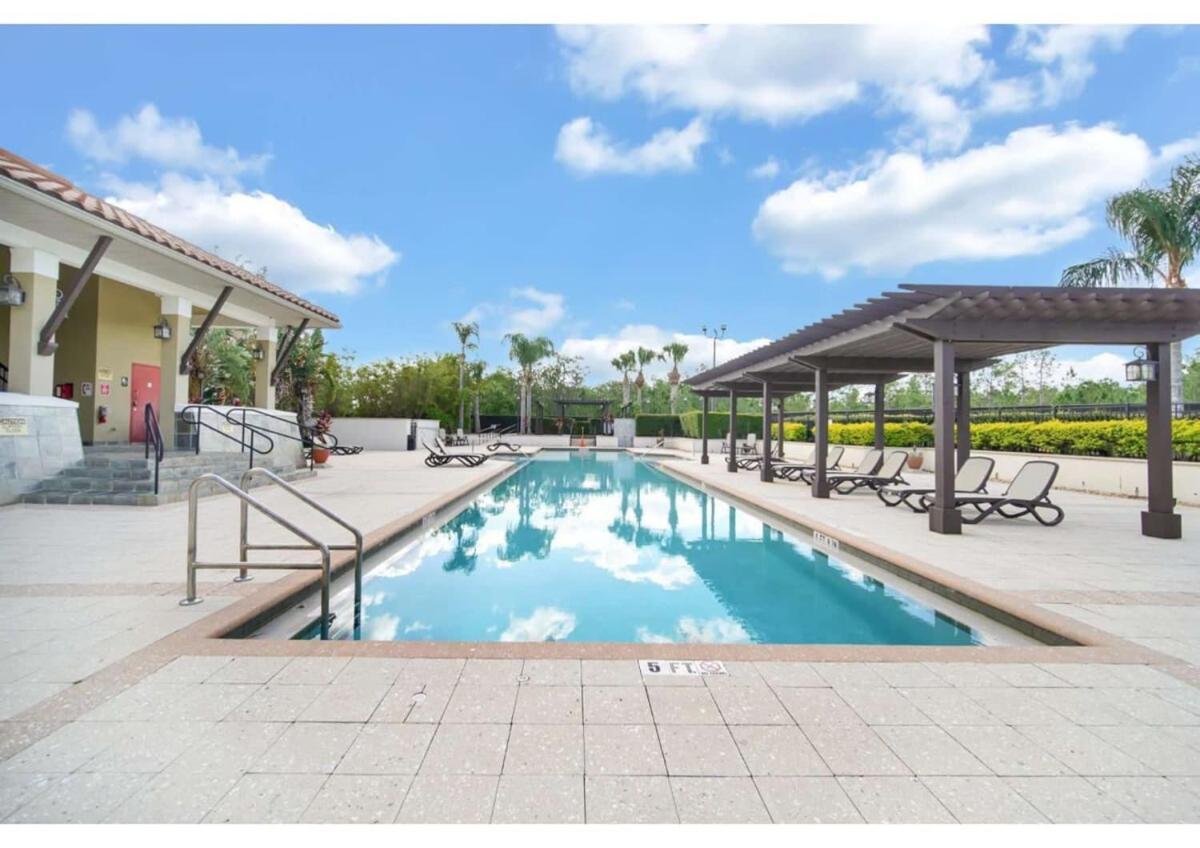 Spring Break Sale! Renovated Townhome By Holiday home *