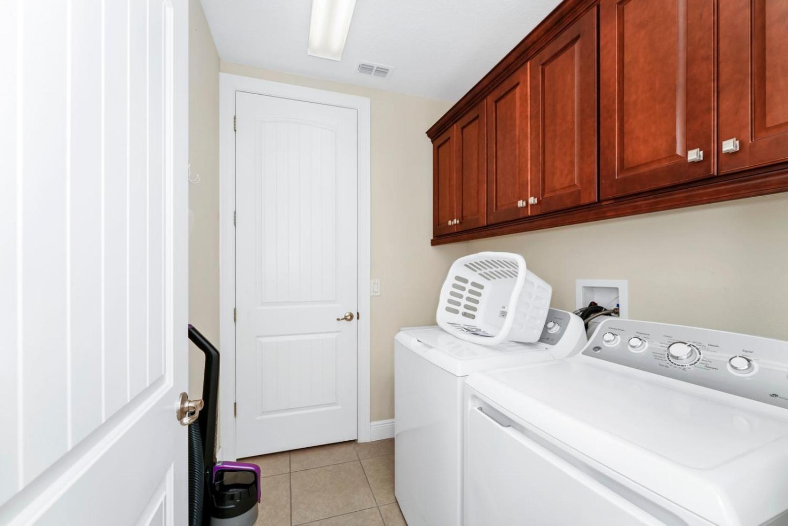 Holiday home Spacious With Theme Rooms, Game And Private Pool With Water Park Access By Rentyl - 581la