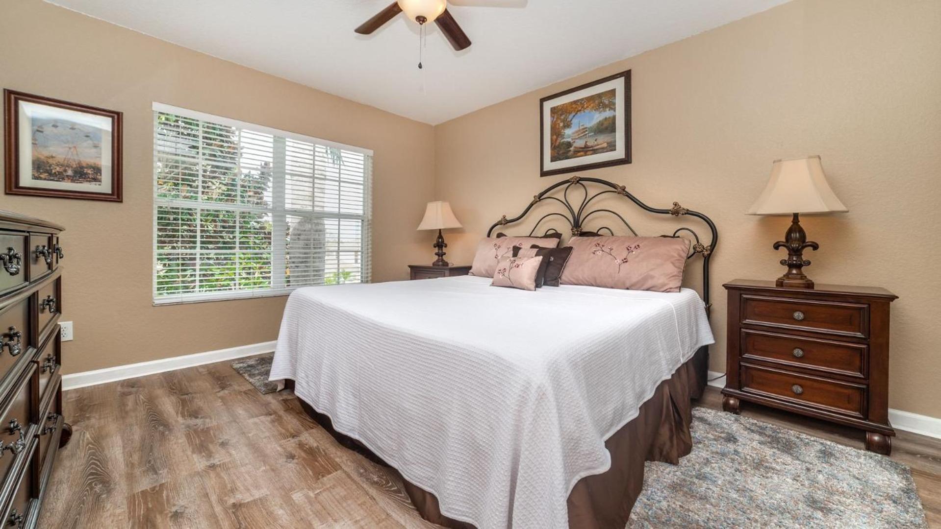 Villa - Windsor Hills 375 *