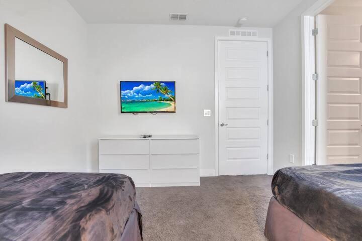 - Encore 1601 Villa Orlando