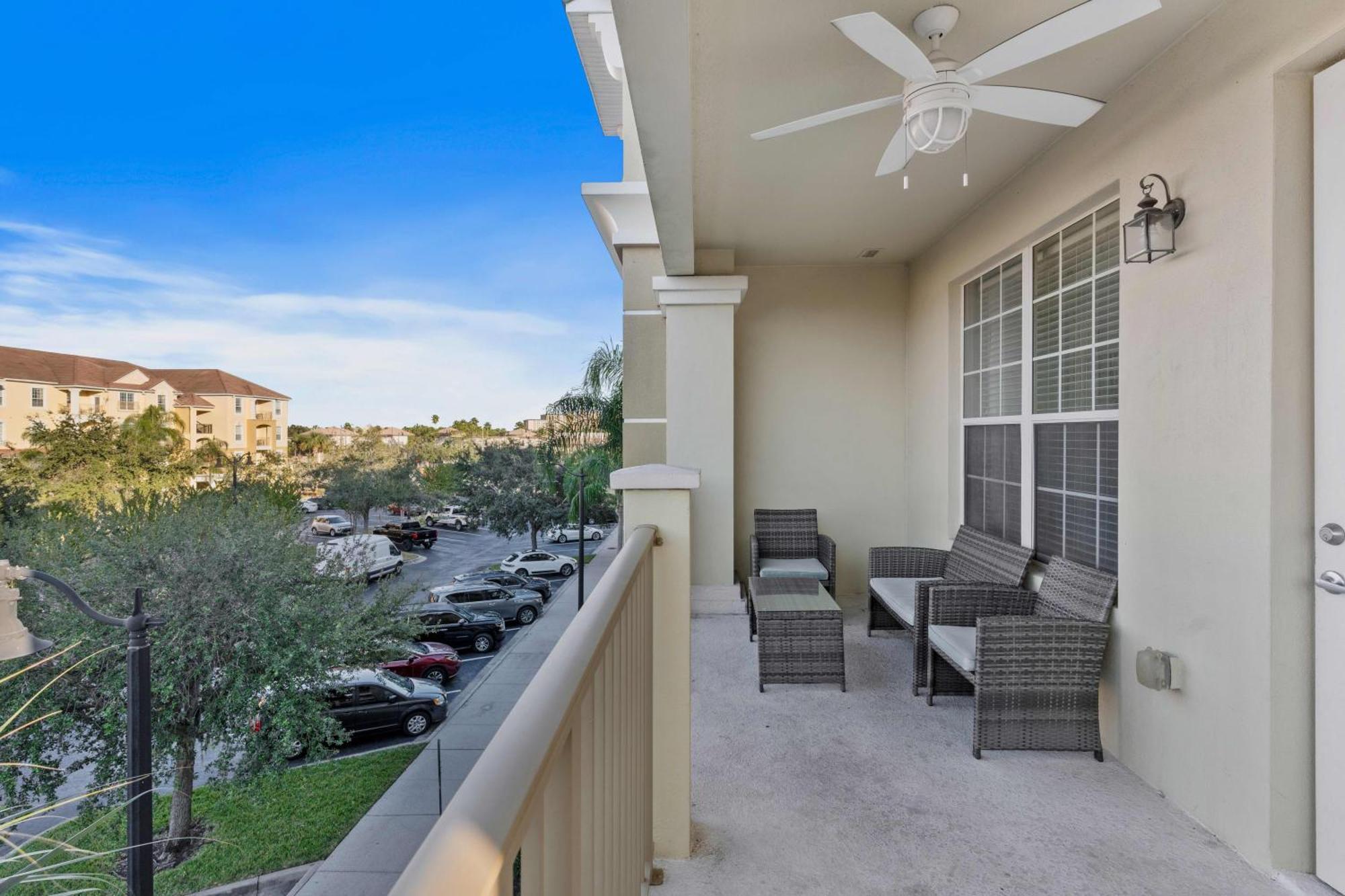 Apartment 4804 Cayview Avenue 307